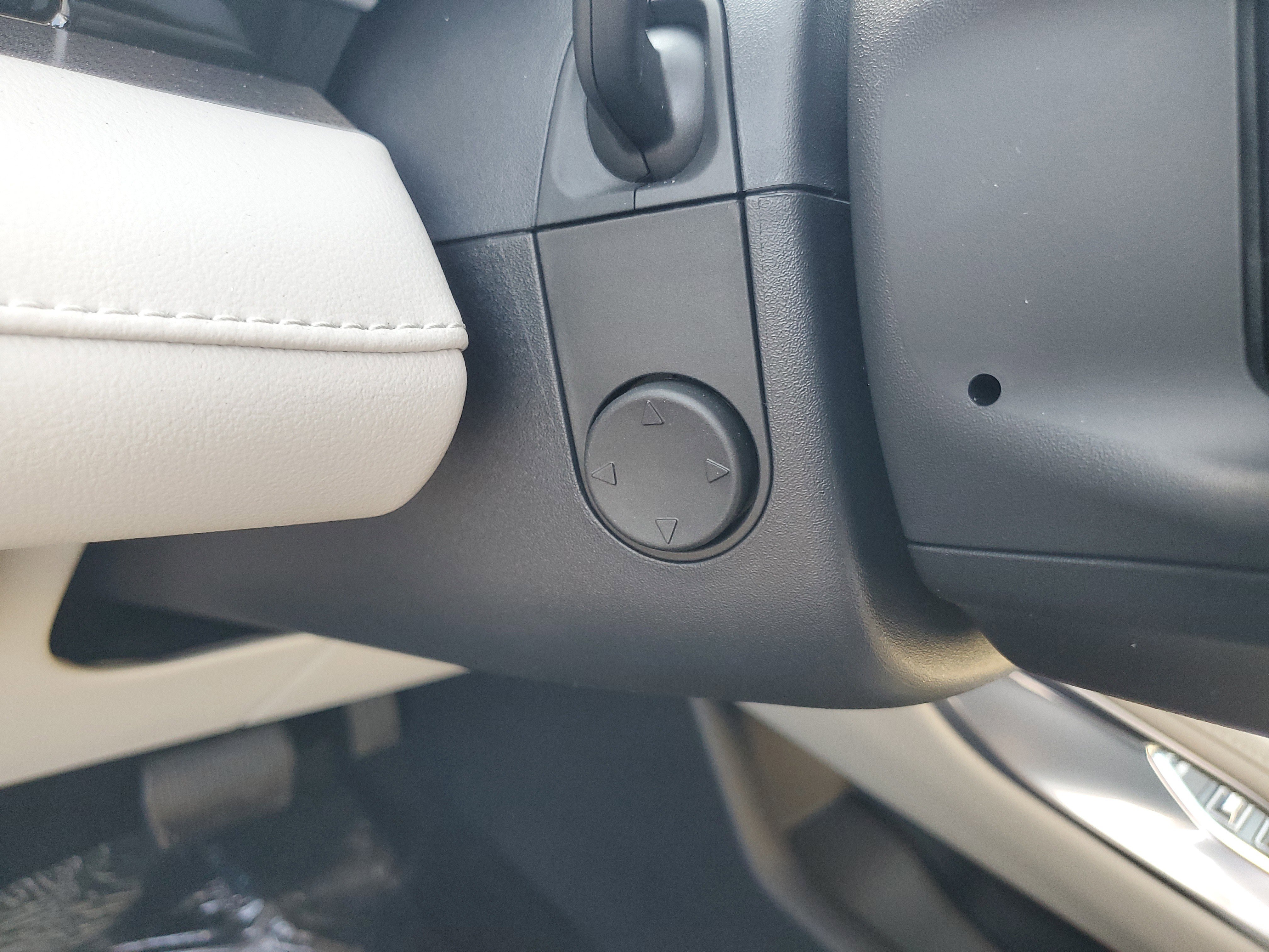 New 2026 Lincoln Nautilus Premier w/ Equipment Group 102A AWD/4WD image 15