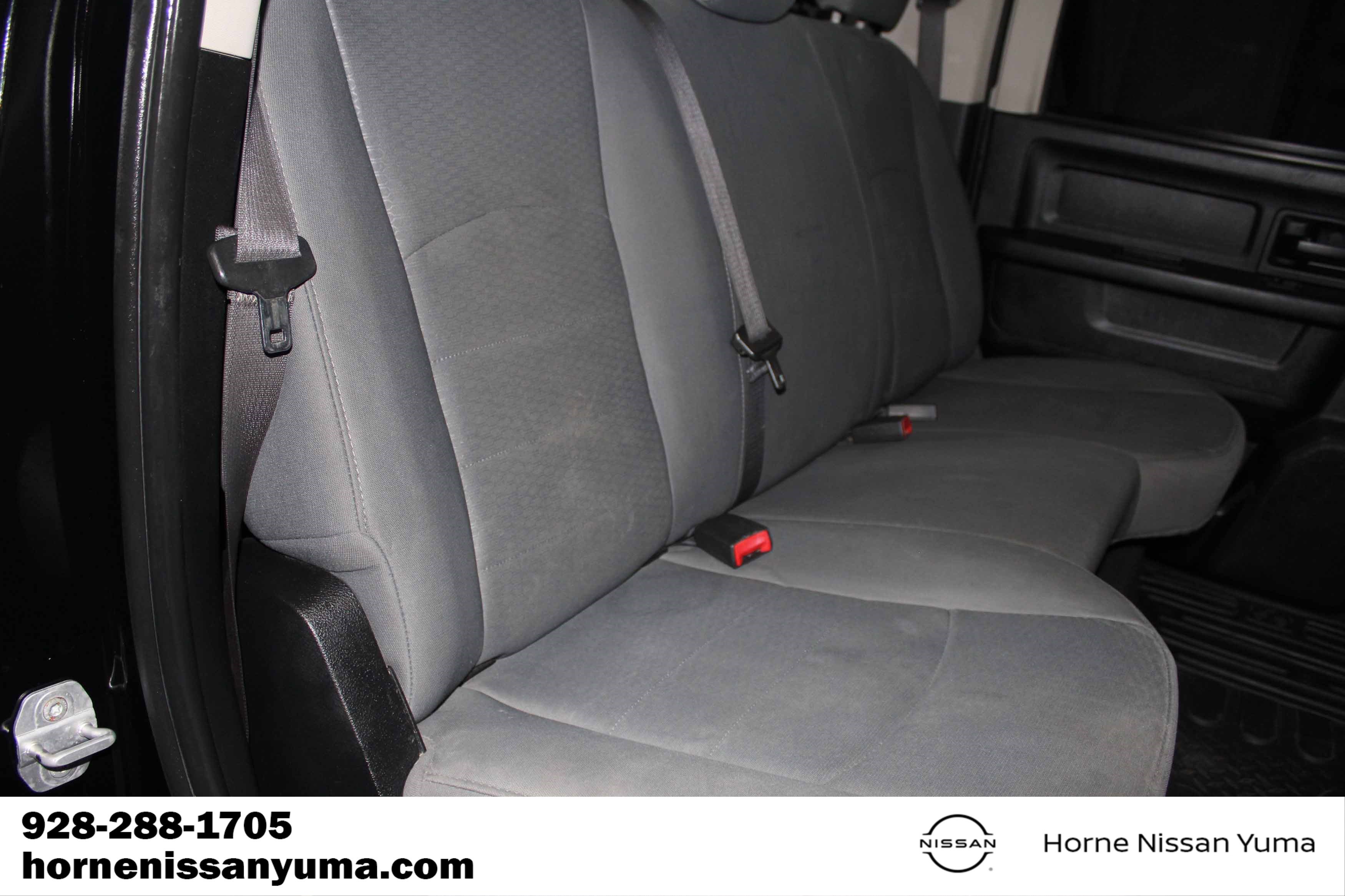 Used 2015 RAM 2500 Tradesman w/ Chrome Appearance Group AWD/4WD image 7