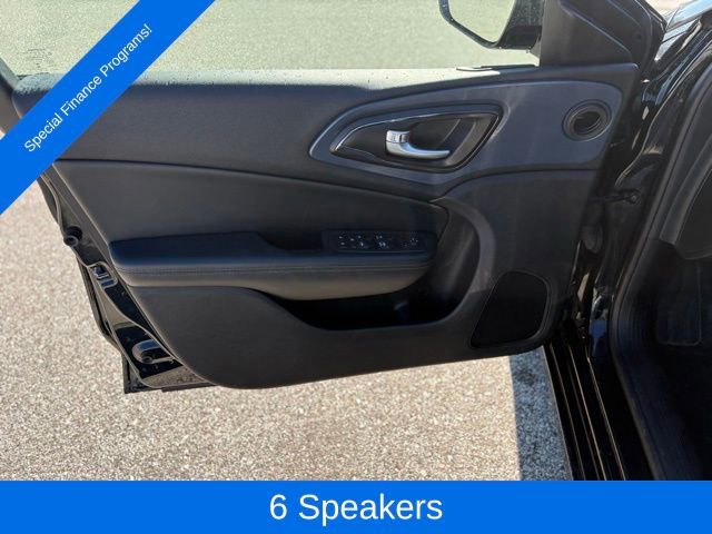 Used 2016 Chrysler 200 S image 11