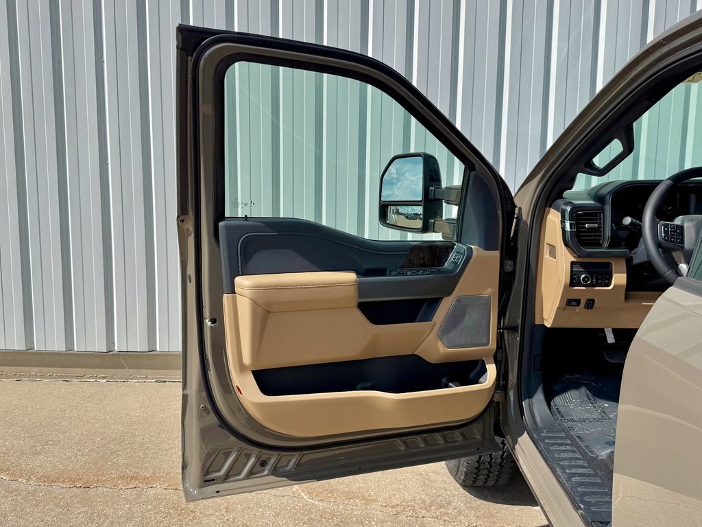 New 2026 Ford F250 Lariat AWD/4WD image 14