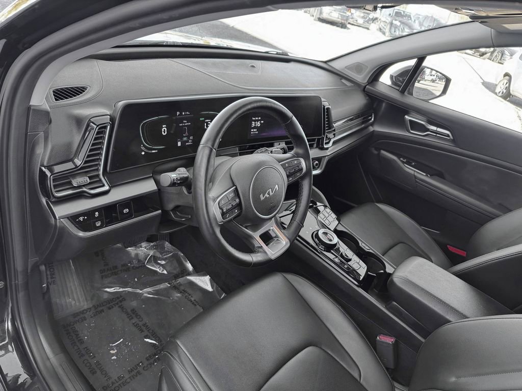 Used 2023 Kia Sportage EX image 14