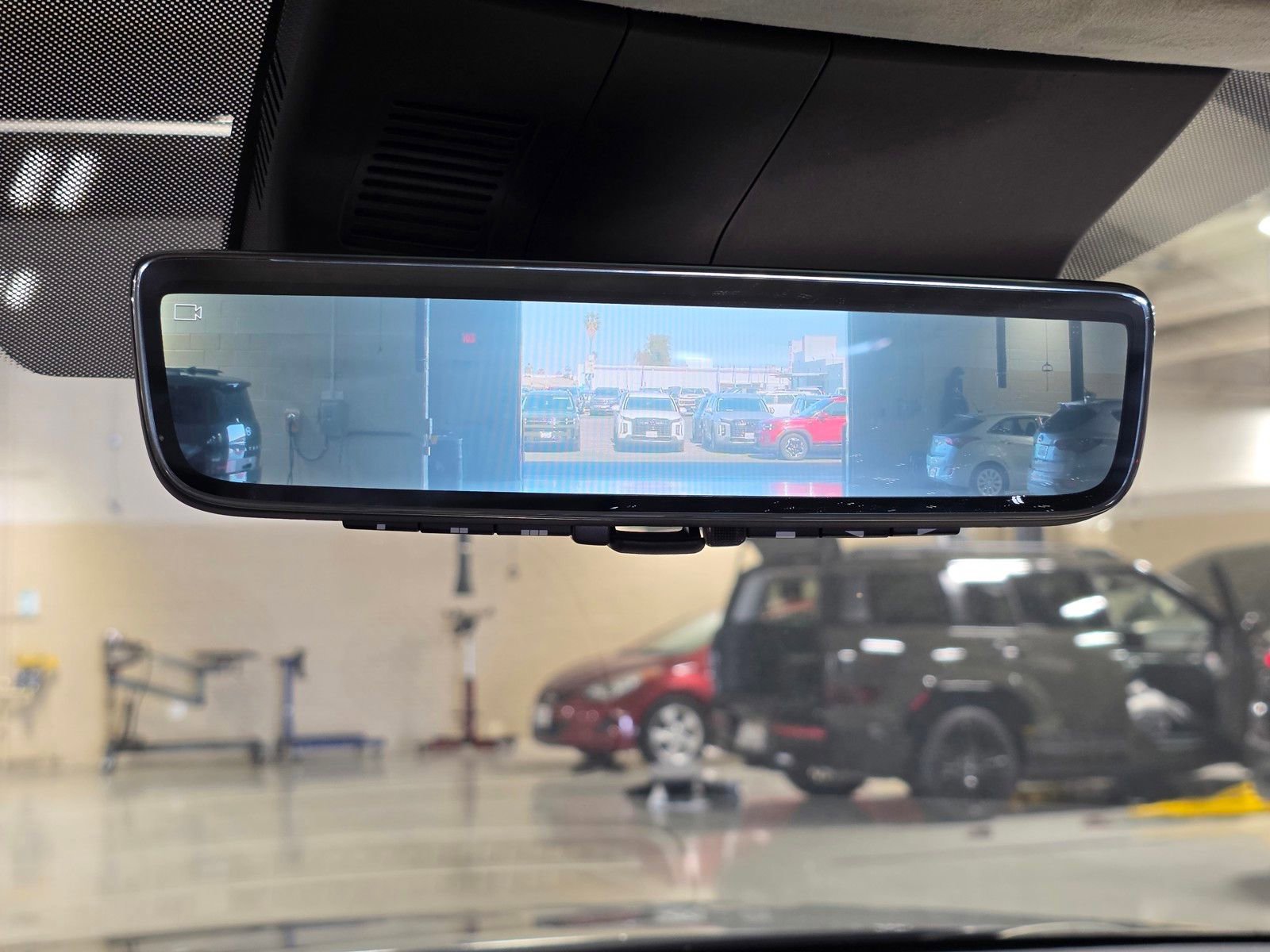 Used 2024 Hyundai Palisade Calligraphy image 35