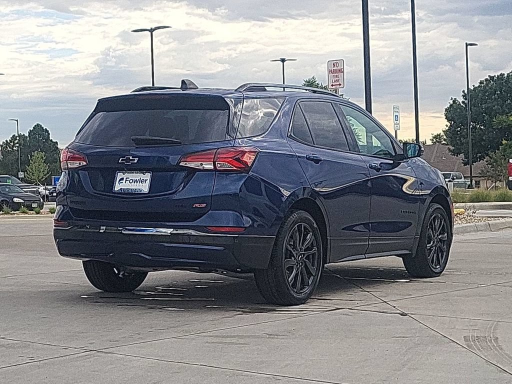 Used 2022 Chevrolet Equinox RS w/ RS Leather Package AWD/4WD image 8