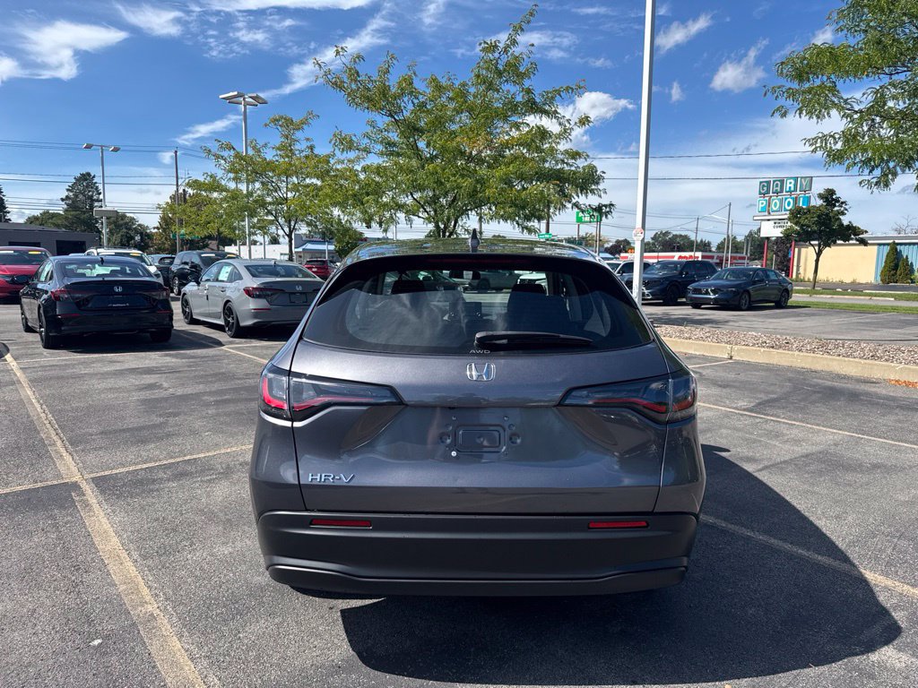 Certified 2024 Honda HR-V LX image 6