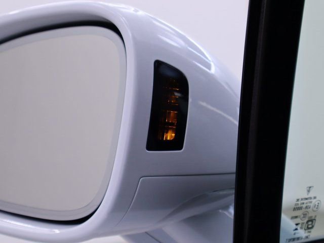 New 2024 Porsche Macan image 44