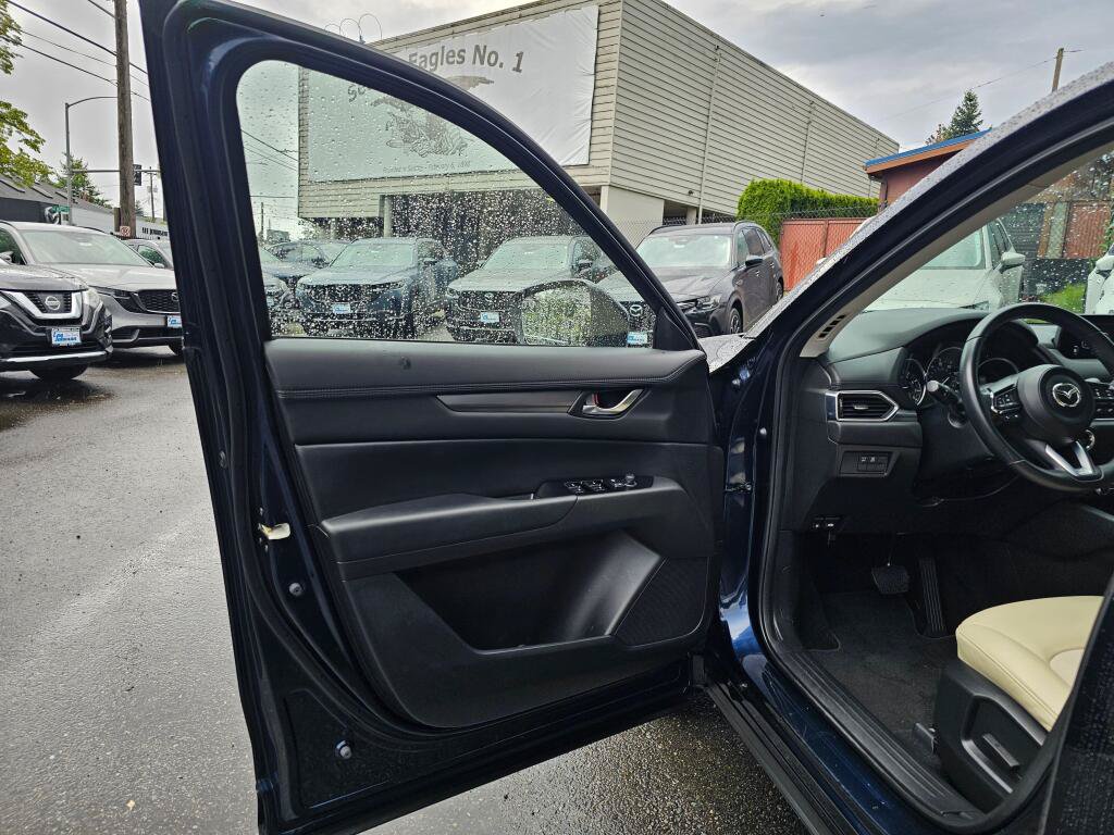 Used 2019 MAZDA CX-5 Touring AWD/4WD image 18