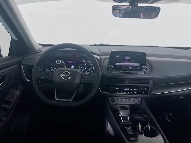 Used 2026 Nissan Rogue SV FWD image 20