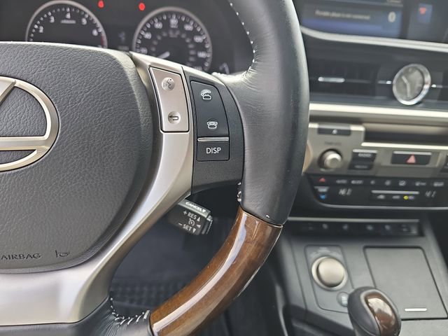 Used 2015 Lexus ES 350 w/ Luxury Package image 18