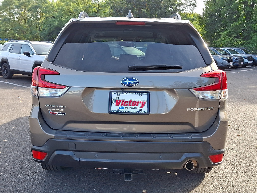 Used 2020 Subaru Forester Limited AWD/4WD image 6