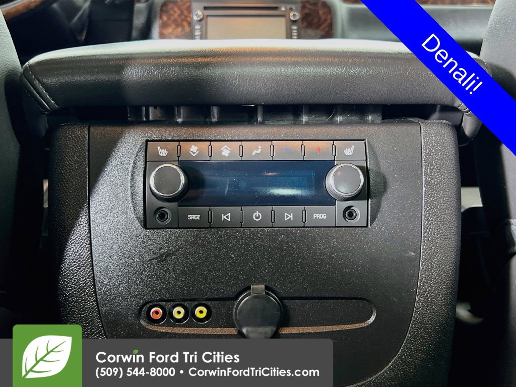 Used 2012 GMC Yukon Denali AWD/4WD image 30