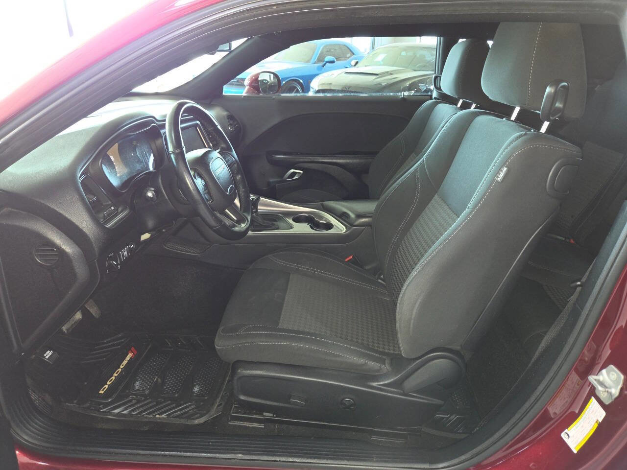 Used 2019 Dodge Challenger SXT w/ Driver Convenience Group AWD/4WD image 14