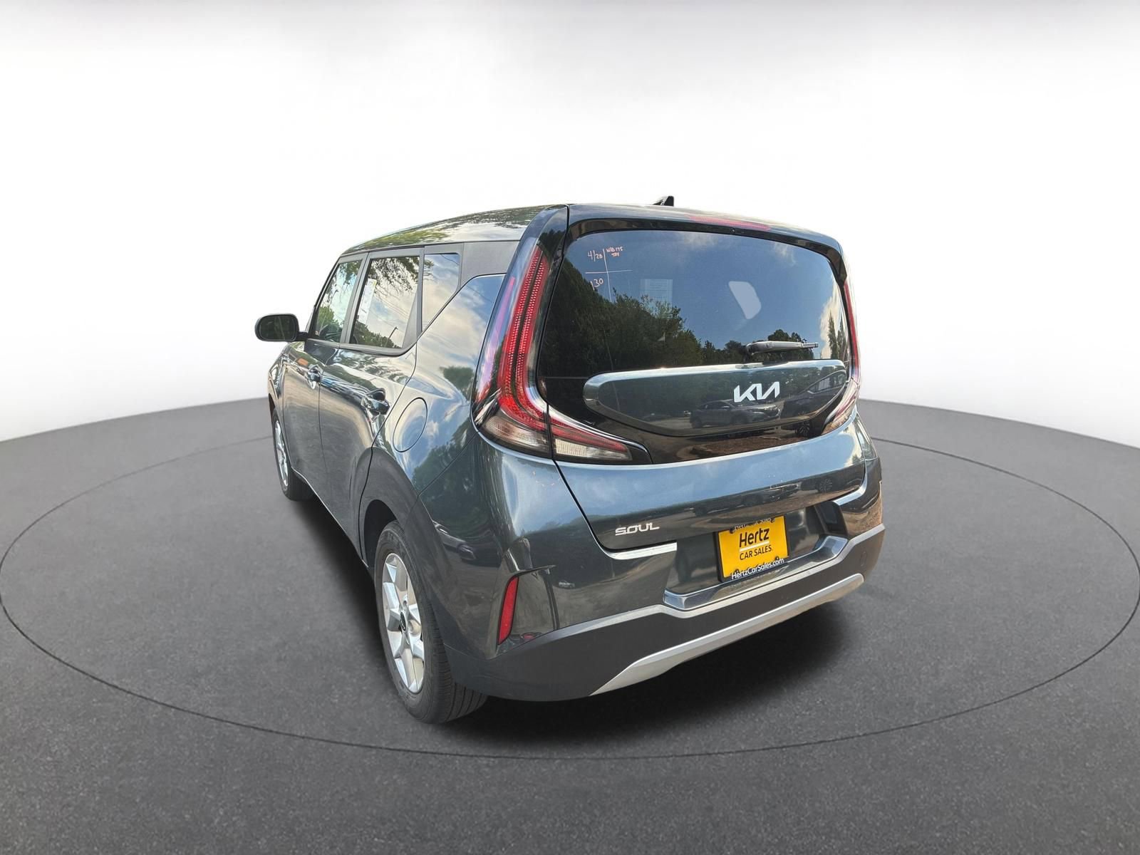 Used 2025 Kia Soul LX w/ LX Technology Package FWD image 6