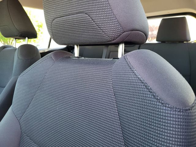 Used 2020 Toyota RAV4 LE image 17