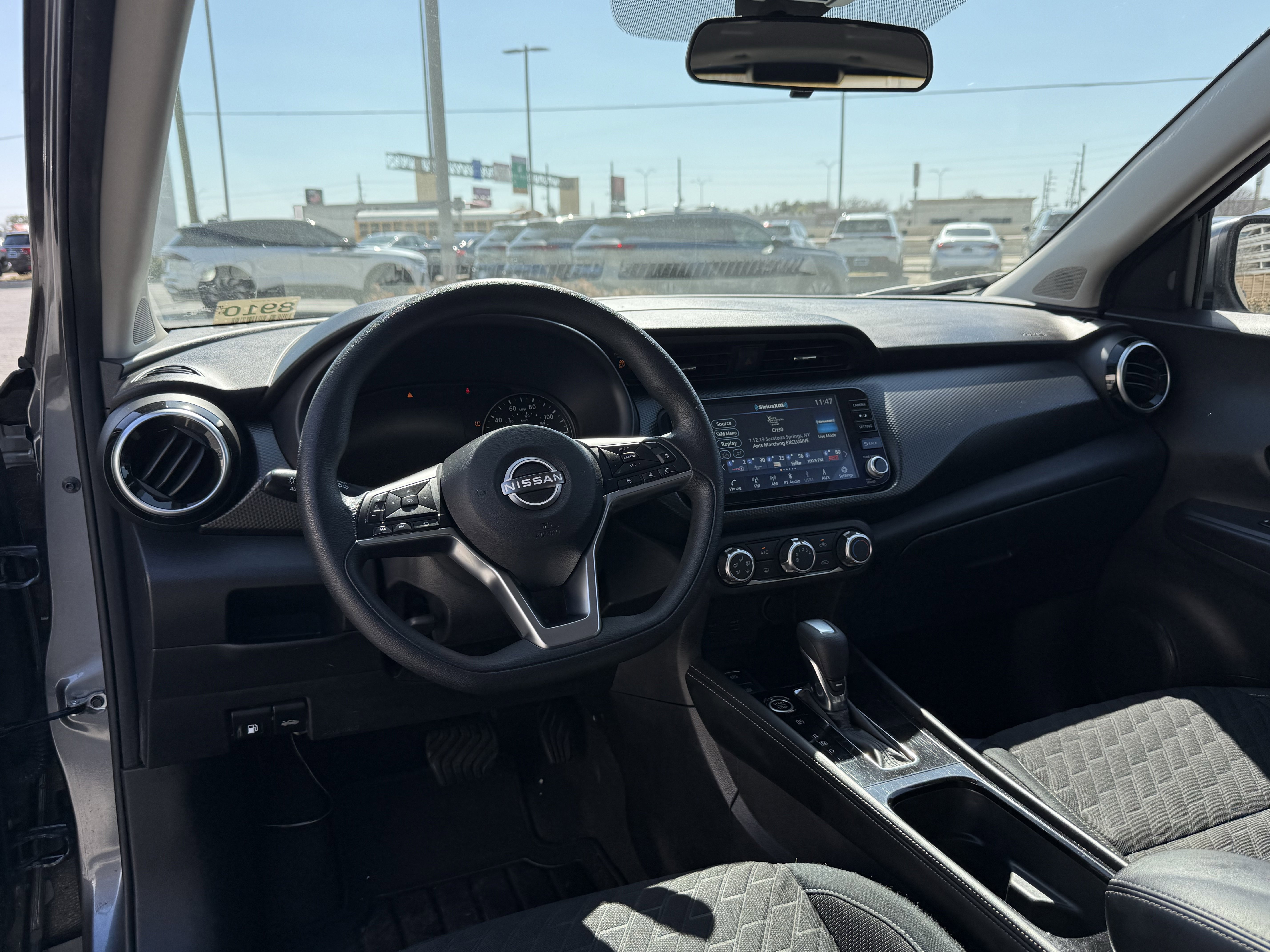 Used 2024 Nissan Kicks SV image 16