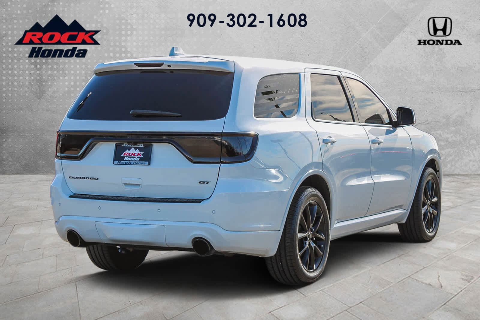 Used 2018 Dodge Durango GT w/ Blacktop Package image 4