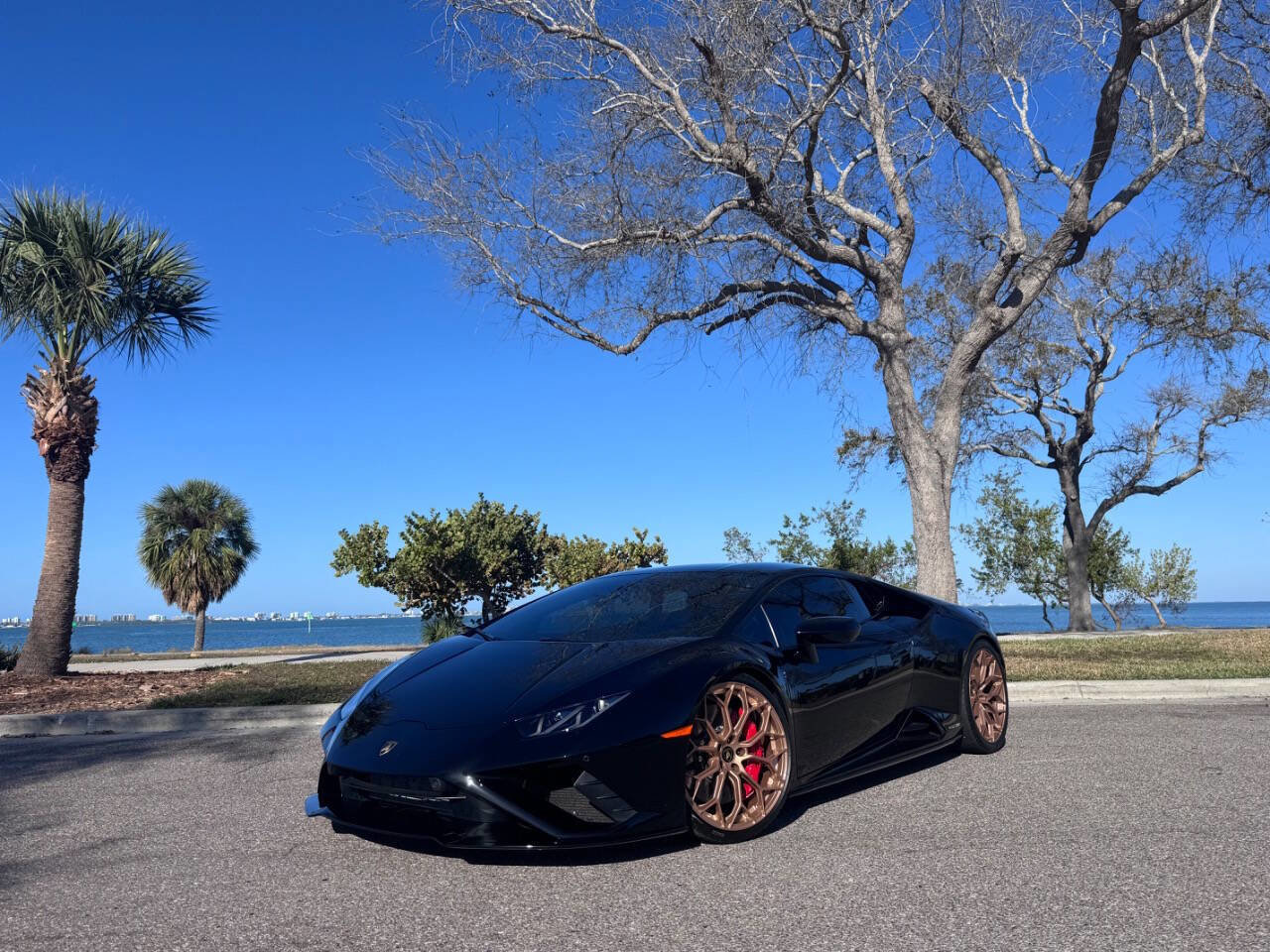 Used 2022 Lamborghini Huracan EVO image 10