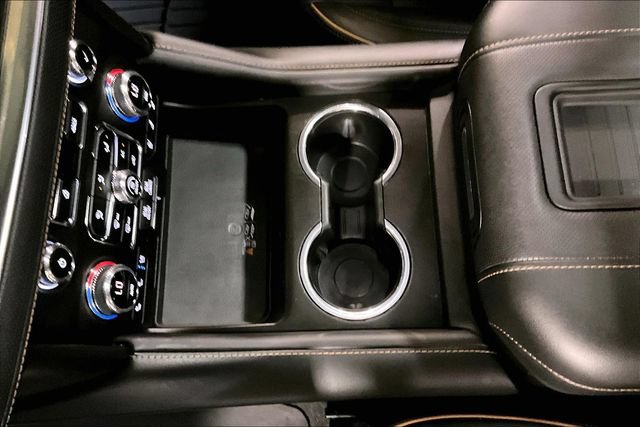 Certified 2023 GMC Yukon XL AT4 w/ AT4 Premium Plus Package AWD/4WD image 33