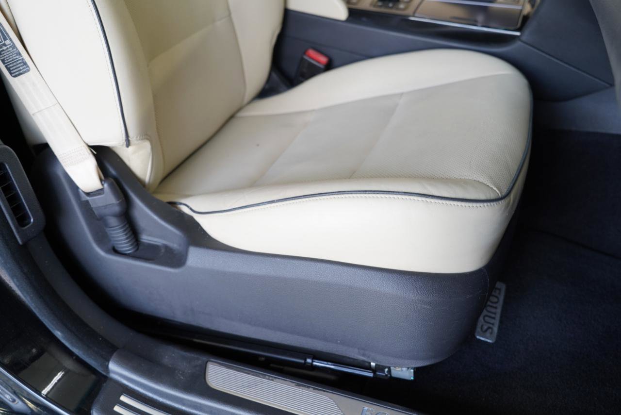 Used 2016 Hyundai Equus Signature image 29