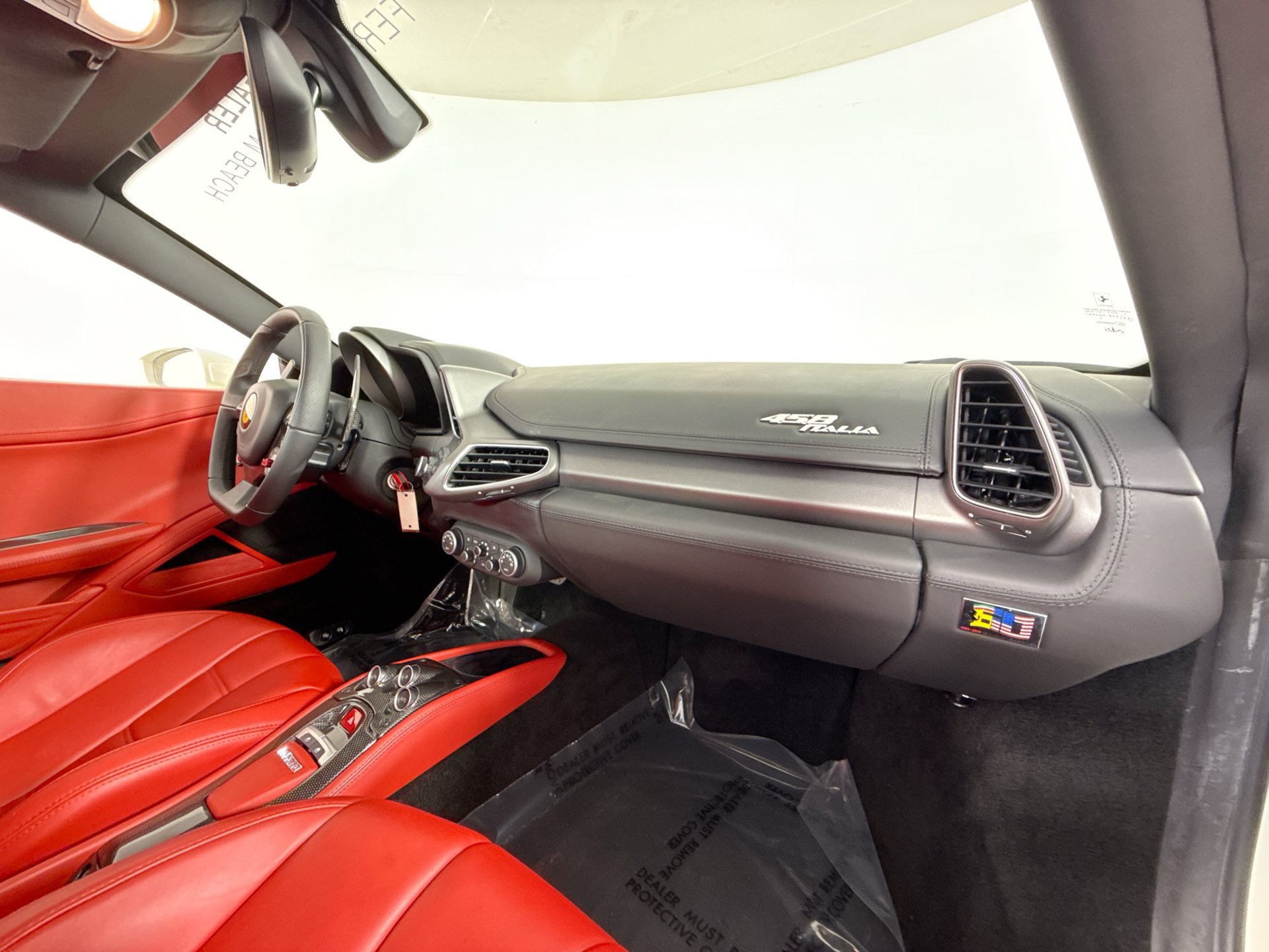 Certified 2014 Ferrari 458 Italia Coupe RWD image 24