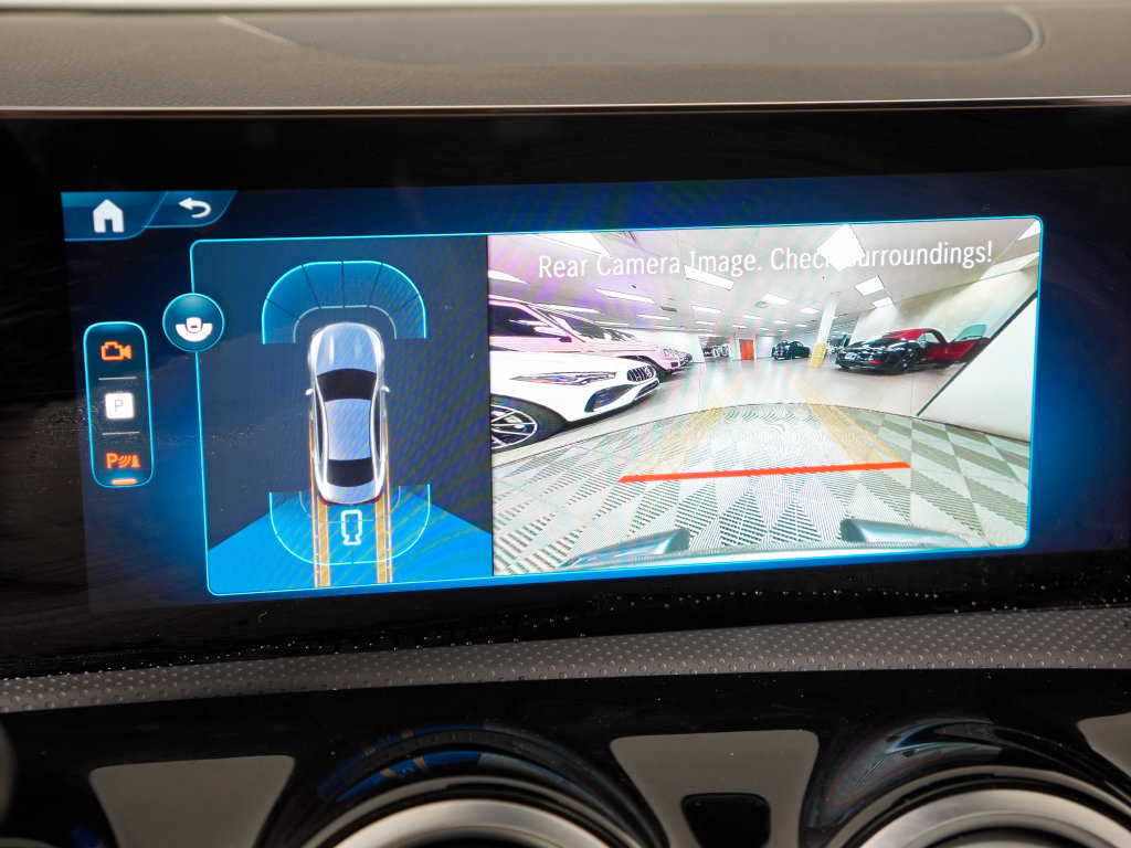Certified 2025 Mercedes-Benz CLA 35 AMG 4MATIC image 24