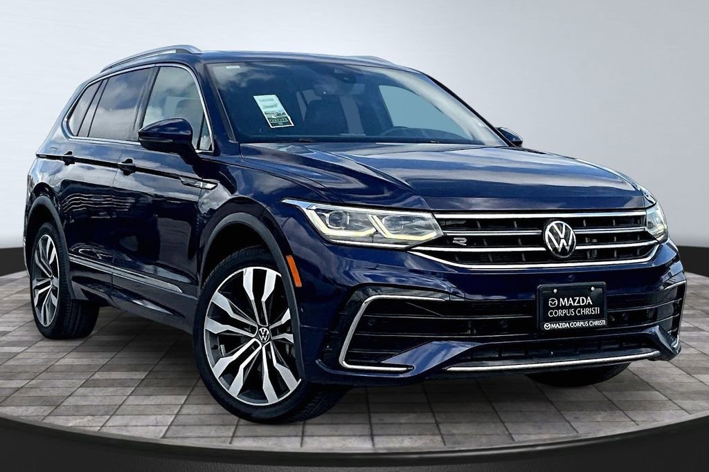Used 2022 Volkswagen Tiguan SEL R-Line AWD/4WD image 4
