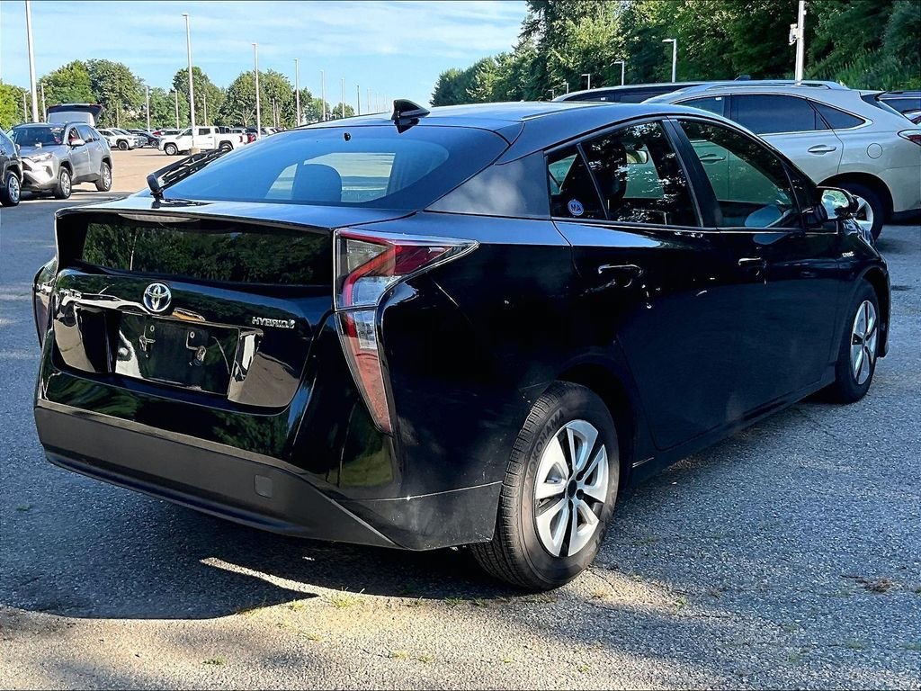 Used 2016 Toyota Prius Three FWD image 6