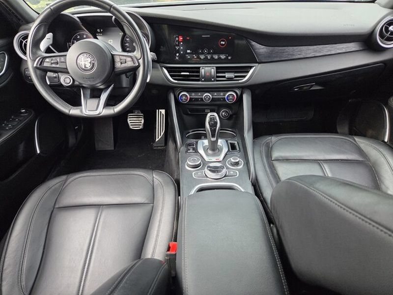 Used 2023 Alfa Romeo Giulia Sprint RWD image 8