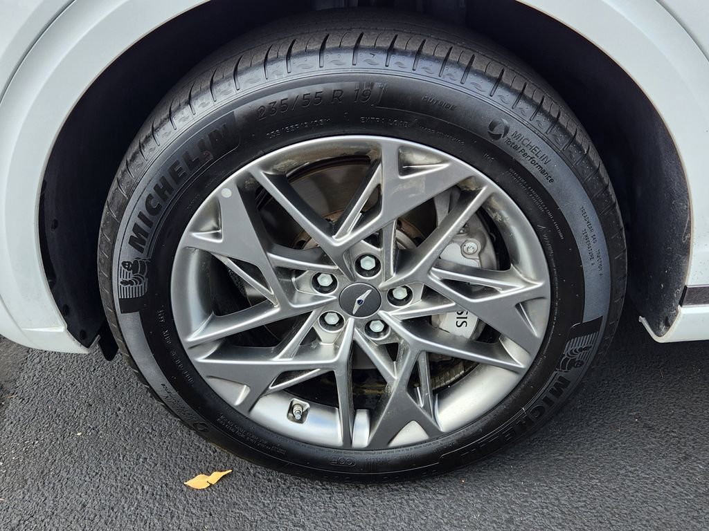 Used 2025 Genesis GV70 2.5T image 19