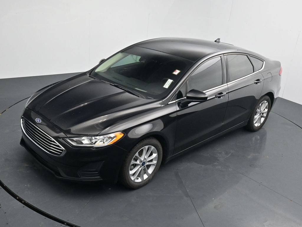 Used 2020 Ford Fusion SE FWD image 26