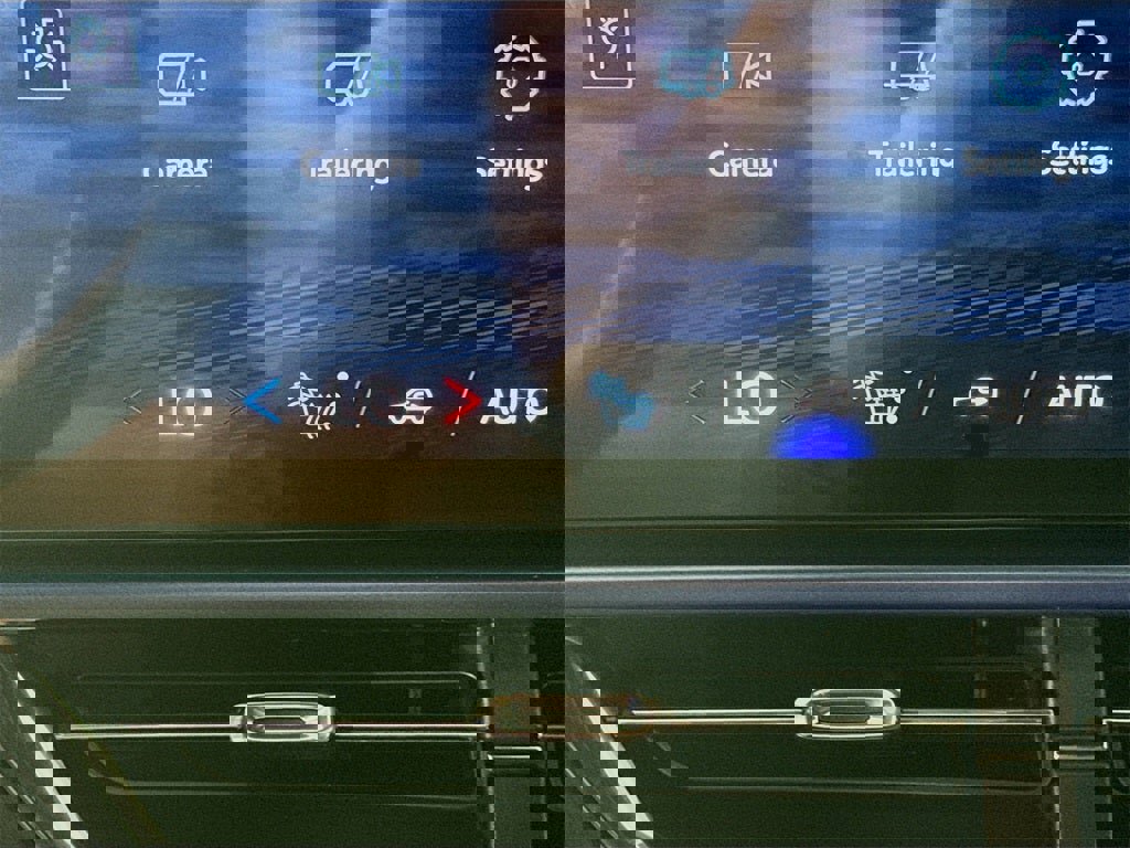 New 2026 Chevrolet Equinox EV LT image 15