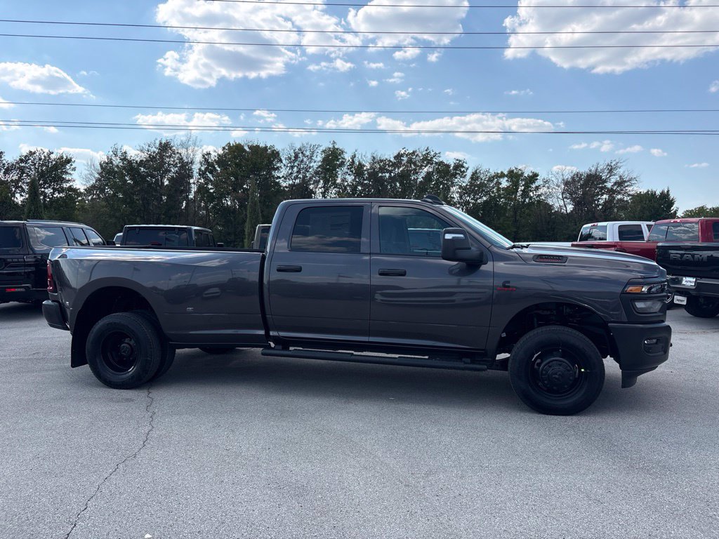 New 2027 RAM 3500 Tradesman AWD/4WD image 27