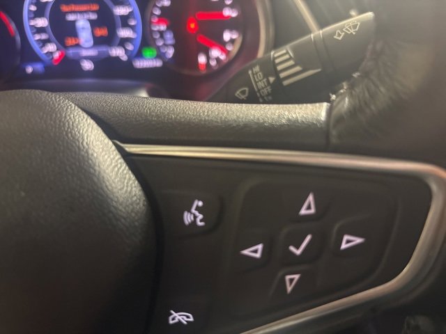 Used 2020 Chevrolet Malibu Premier image 32