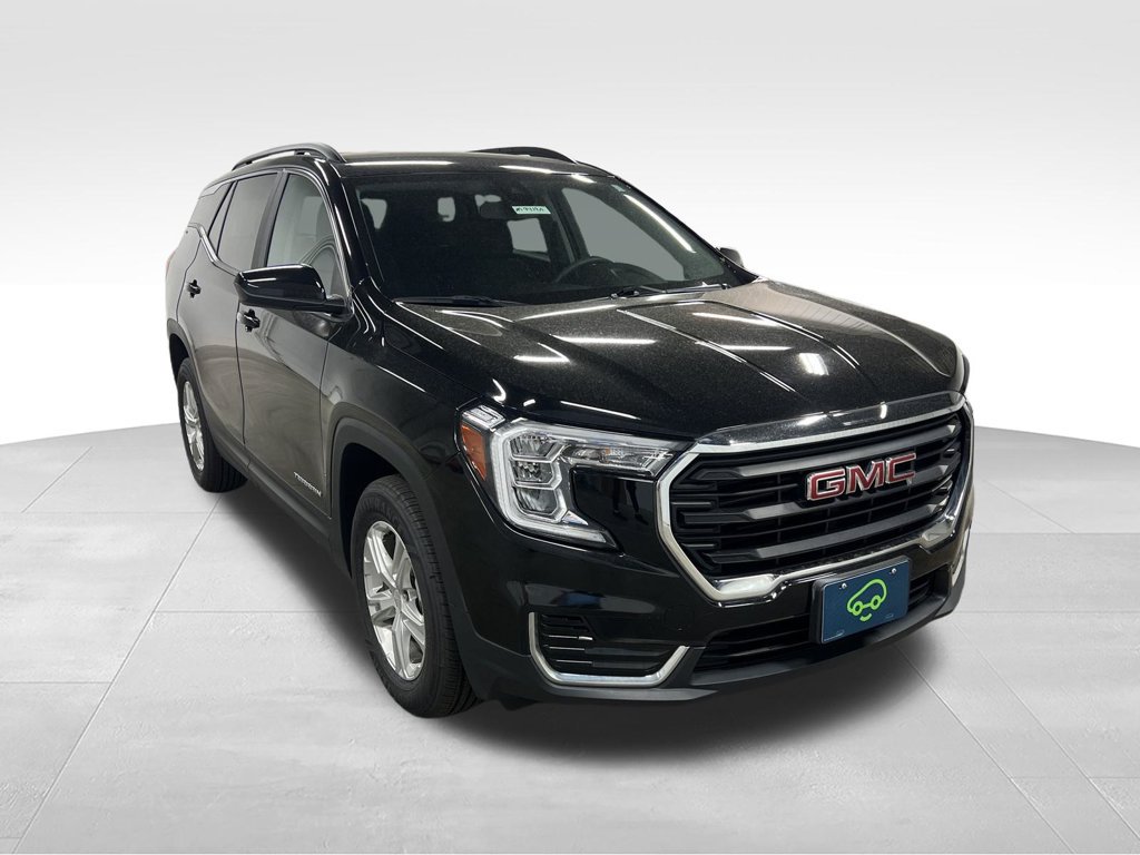 Certified 2023 GMC Terrain SLE w/ Driver Convenience Package AWD/4WD image 1