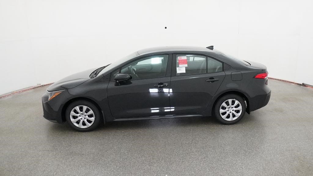 Used 2026 Toyota Corolla LE FWD image 6