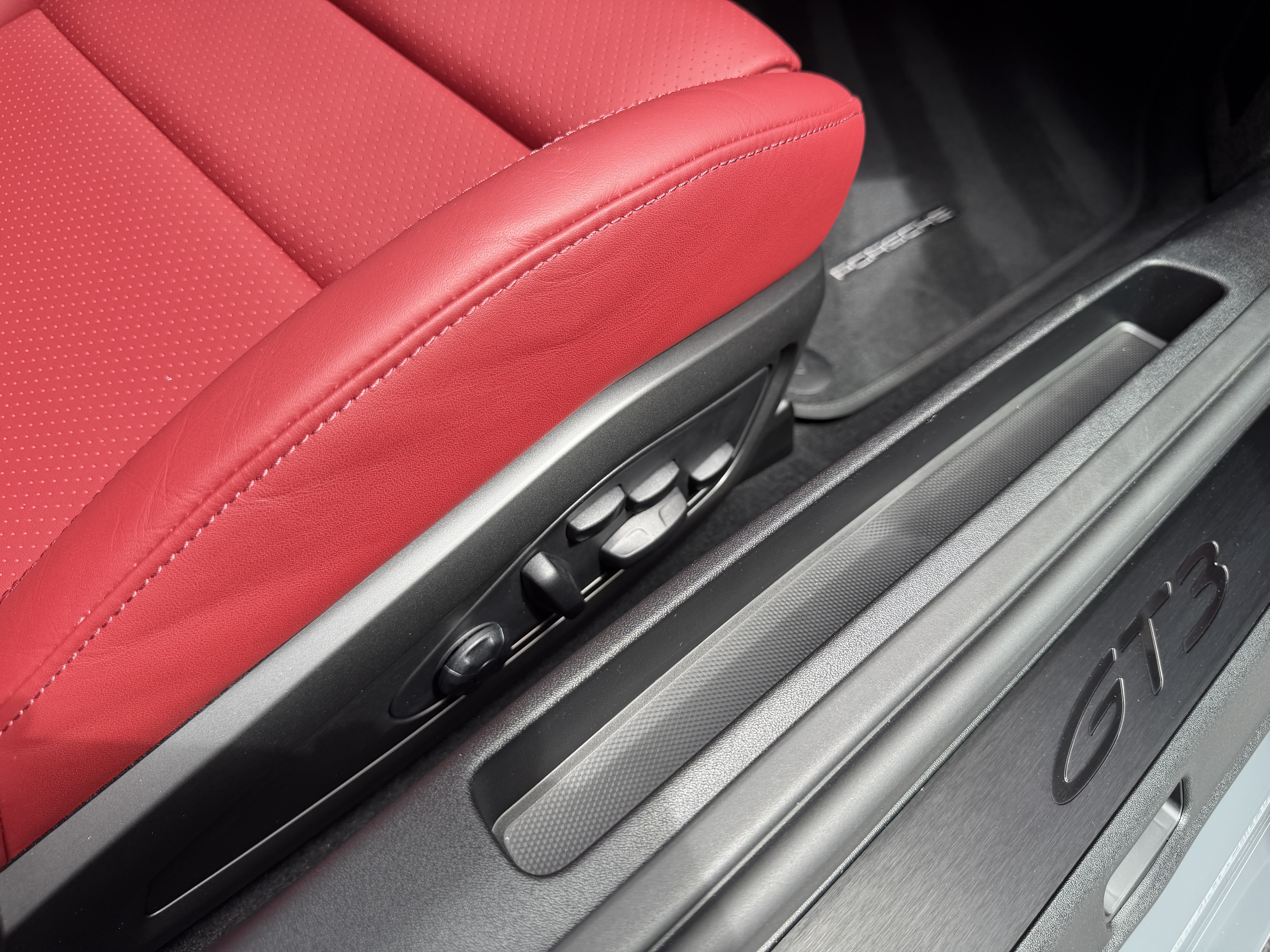 Certified 2026 Porsche 911 GT3 RWD image 22