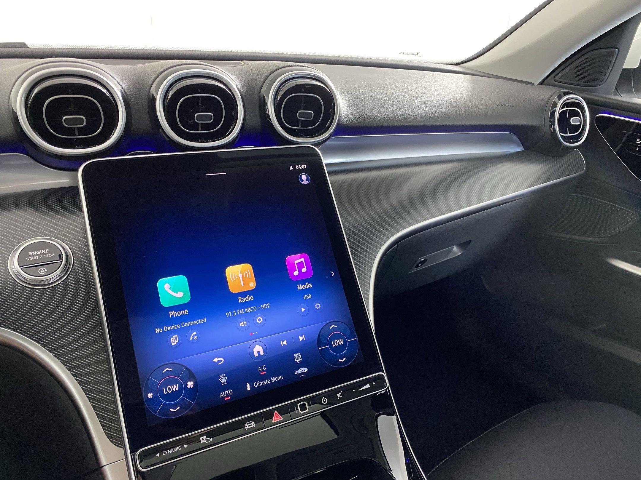 Used 2025 Mercedes-Benz C 300 C 300 image 24