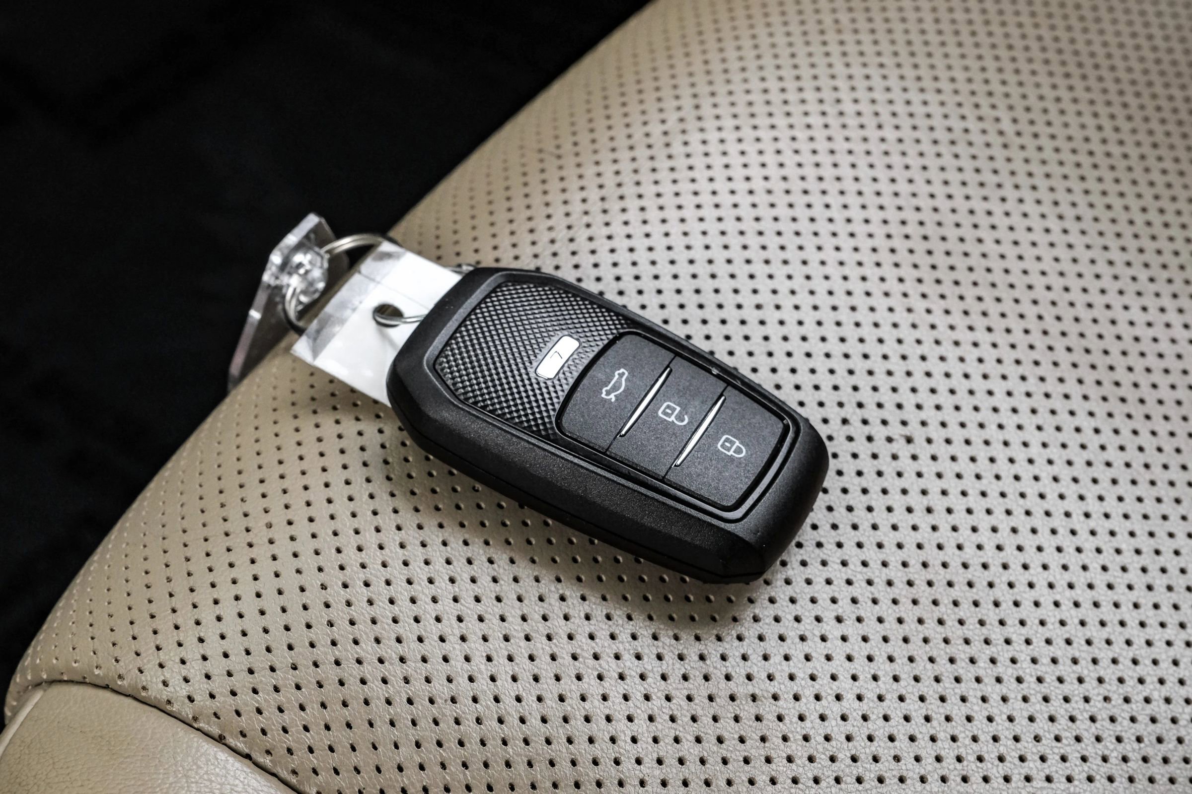 Used 2014 Toyota 4Runner Limited image 63