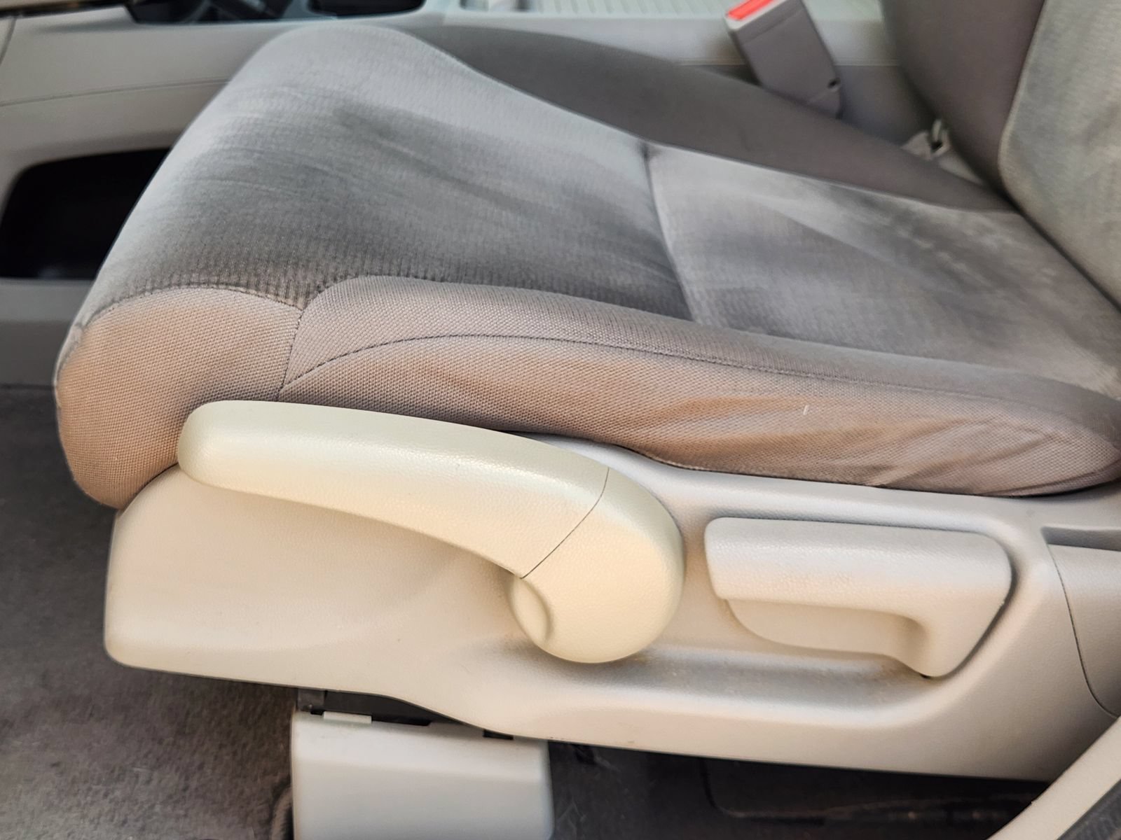 Used 2014 Honda CR-V LX image 25