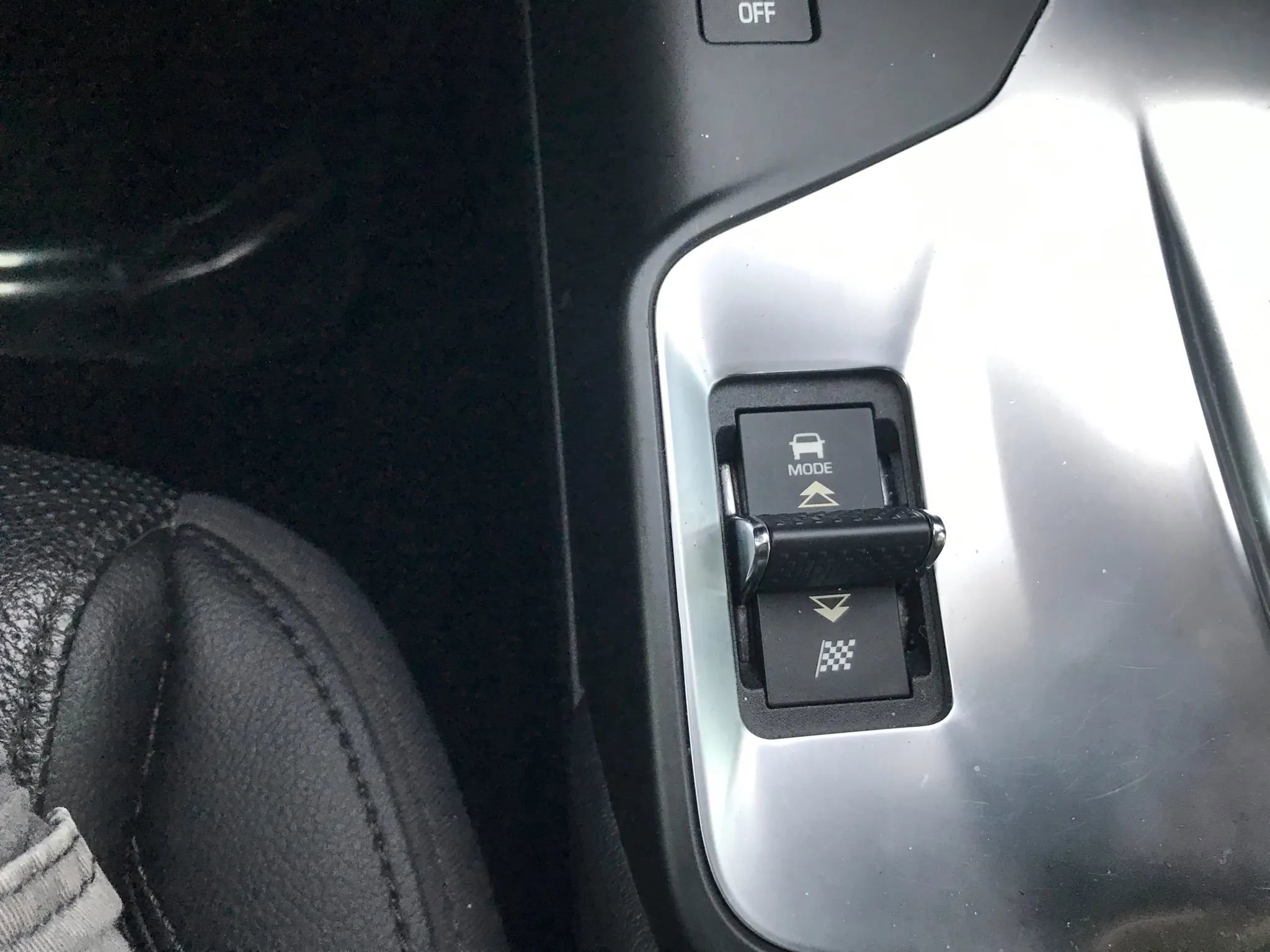 Used 2018 Jaguar E-PACE S image 28