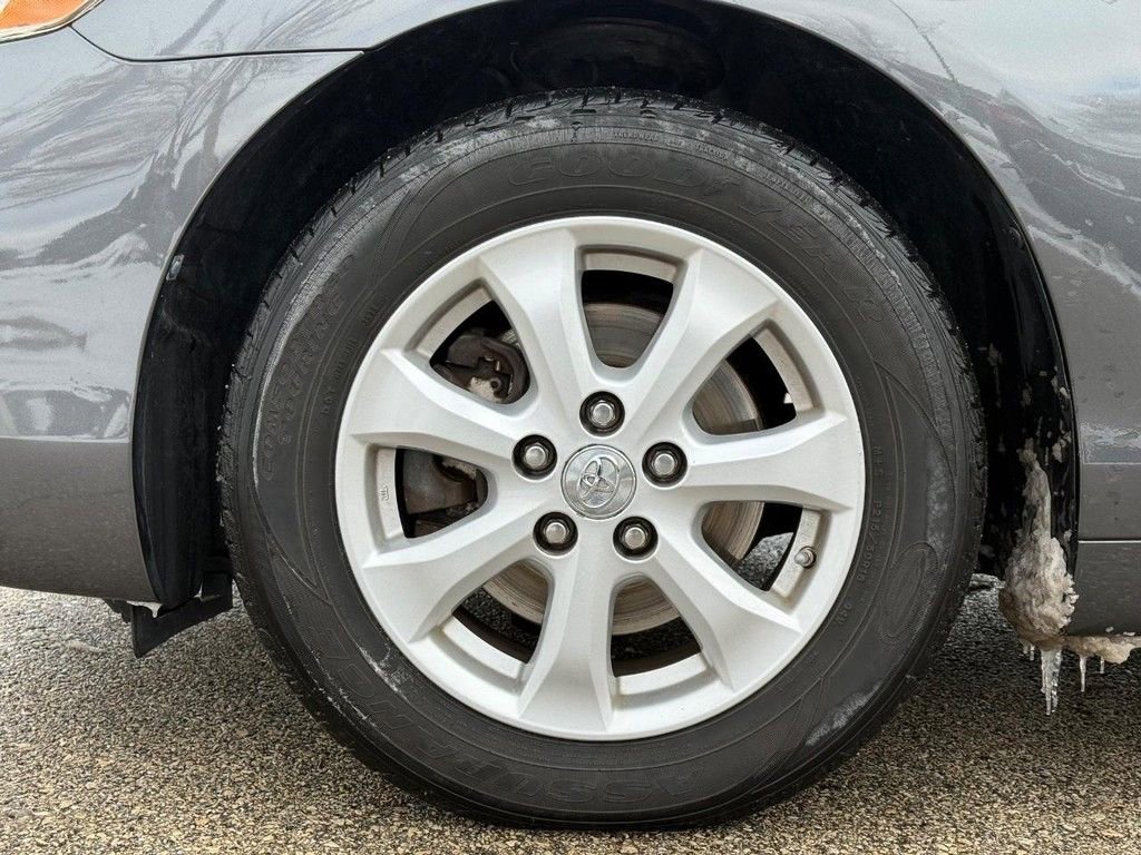 Used 2009 Toyota Camry image 9