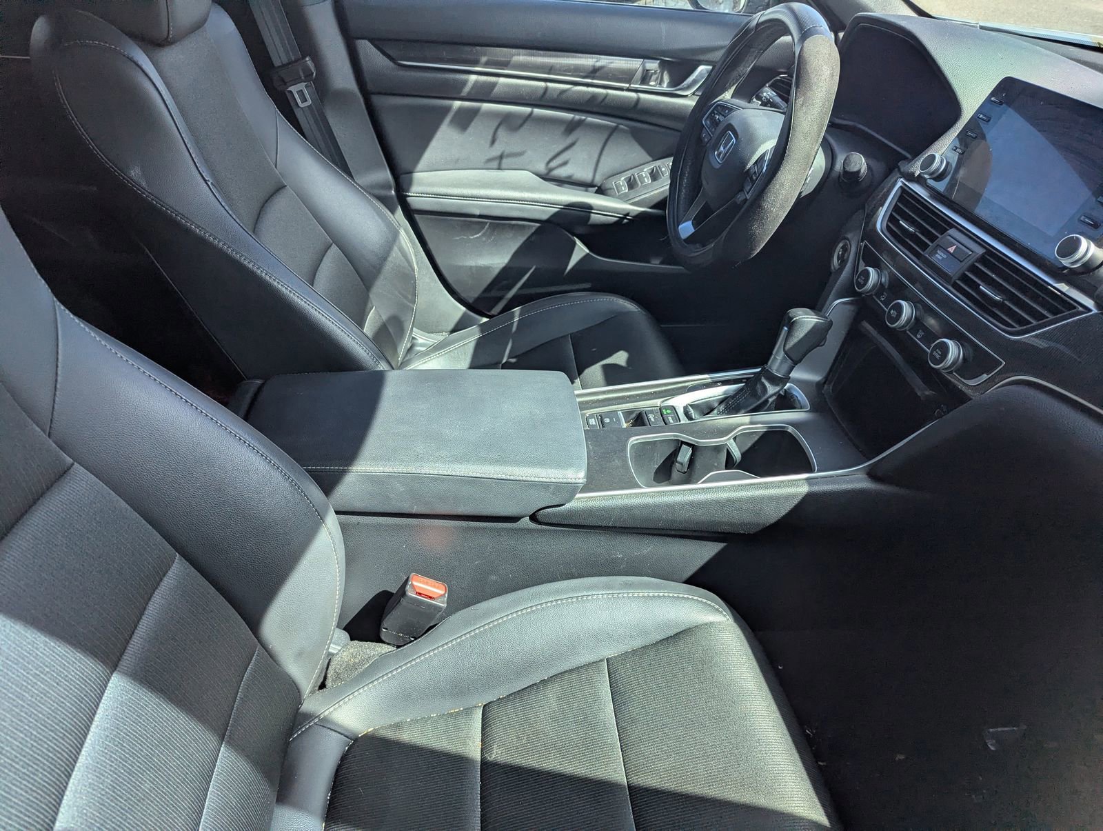 Used 2022 Honda Accord Sport image 6