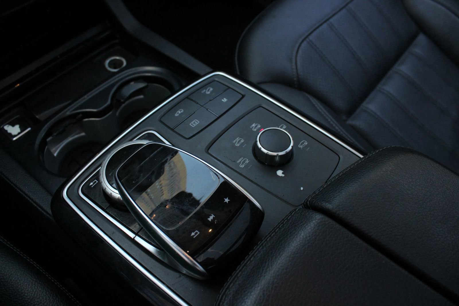 Used 2019 Mercedes-Benz GLS 450 4MATIC w/ Premium 1 Package image 37