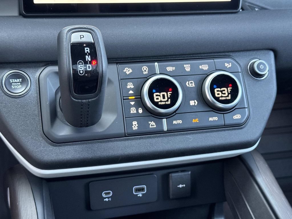 Certified 2023 Land Rover Defender 110 S AWD/4WD image 24