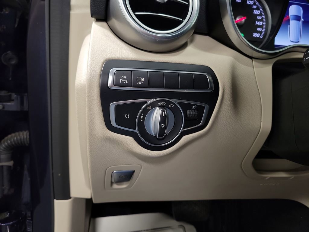 Used 2018 Mercedes-Benz GLC 300 GLC 300 image 23