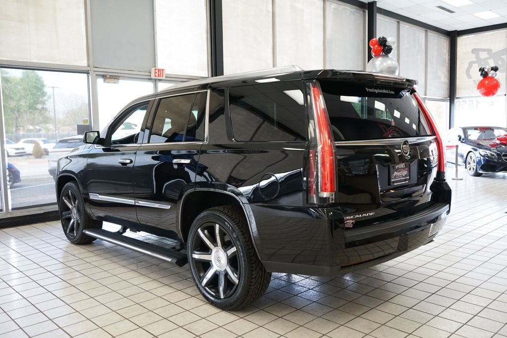 Used 2015 Cadillac Escalade Premium AWD/4WD image 5