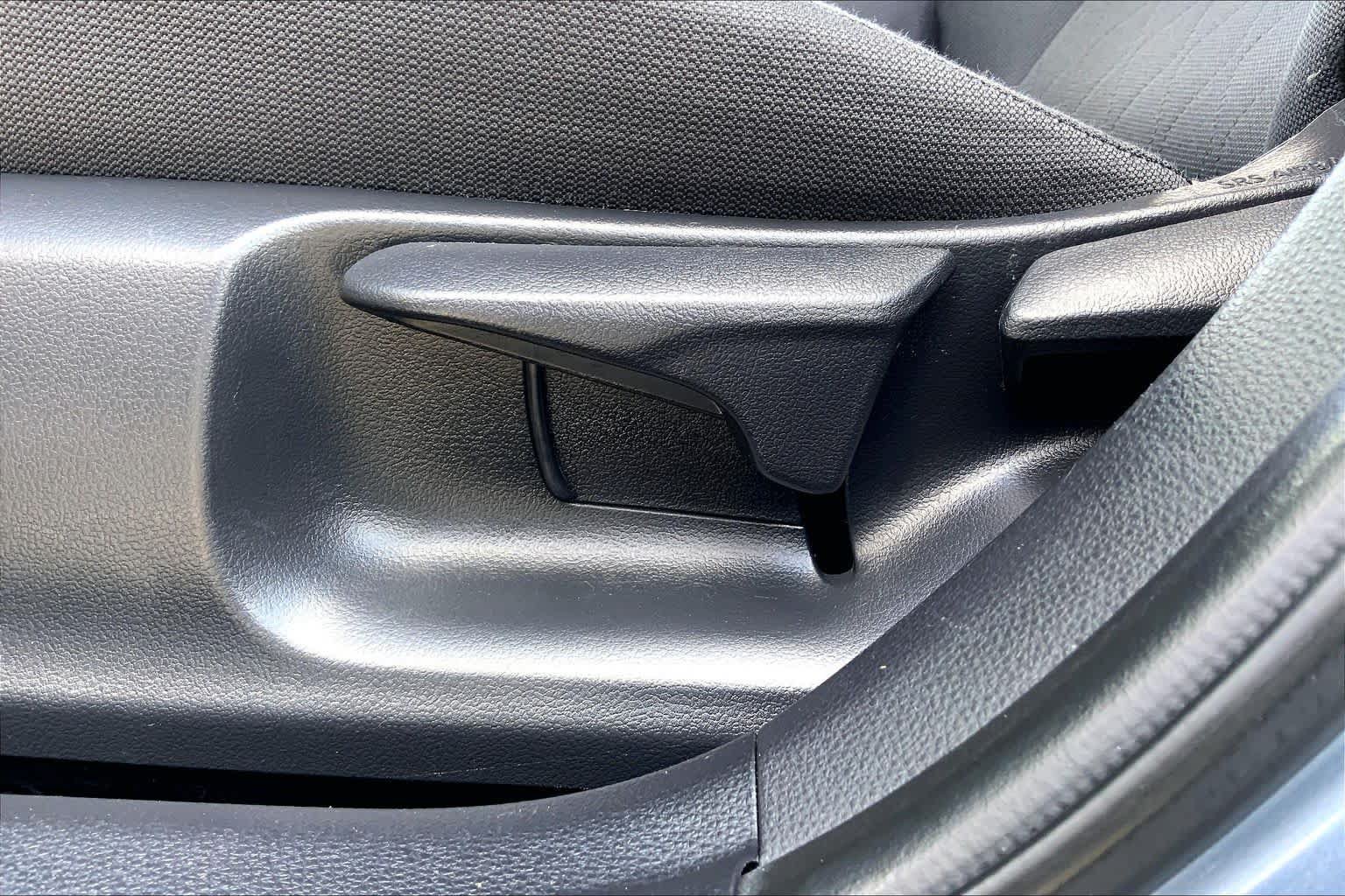 Used 2024 Toyota Corolla LE FWD image 34