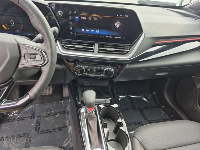 Used 2024 Chevrolet Trax RS w/ Sunroof Package image 15