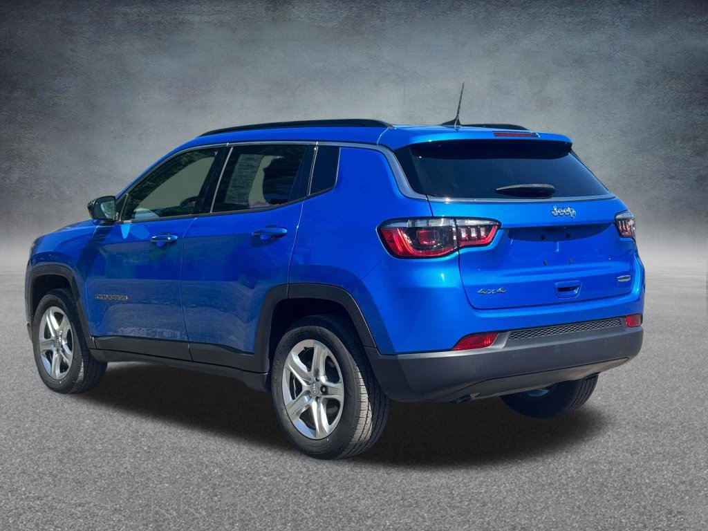 Used 2023 Jeep Compass Latitude w/ Convenience Group AWD/4WD image 20