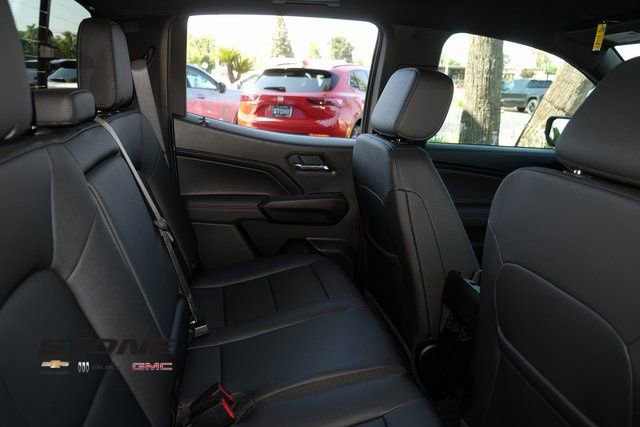 Used 2025 Chevrolet Colorado LT w/ LT Convenience Package AWD/4WD image 24