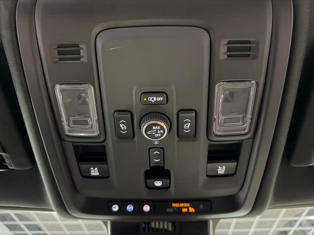 Used 2025 GMC Yukon XL Denali w/ Sun & Power Step Package AWD/4WD image 24